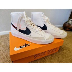 BRAND NEW Nike Blazer Mid '77 Reverse Logo Size 11 RARE